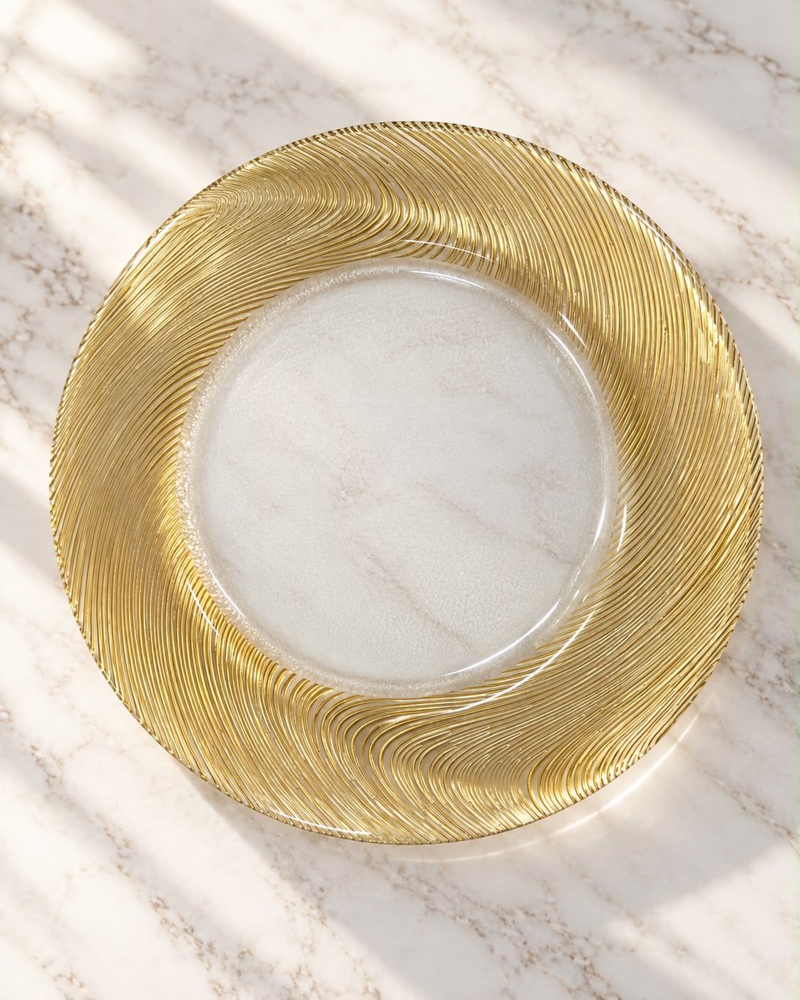 Plato Base Borde Dorado