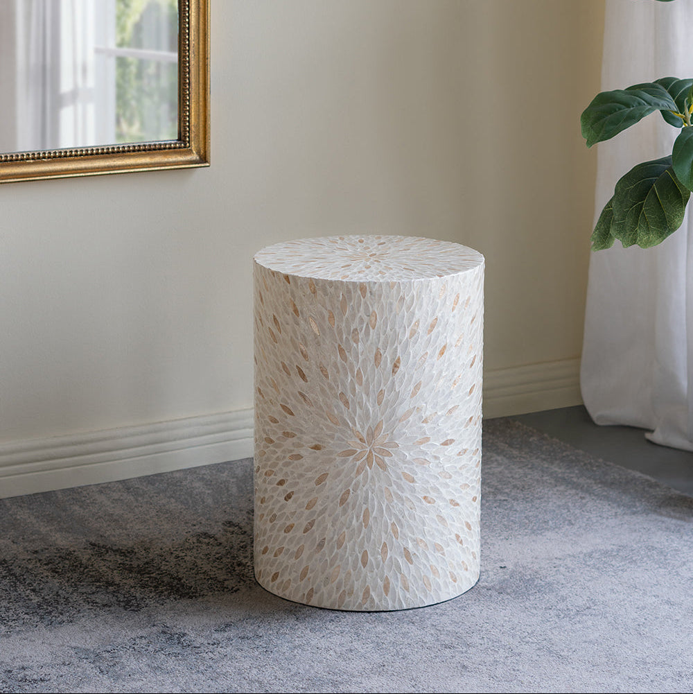 Mesa Auxiliar Decorativa en Capiz 50 x 35 x 35cm