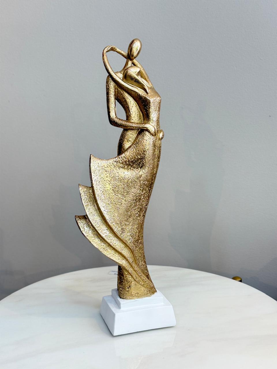 Pareja Dorada